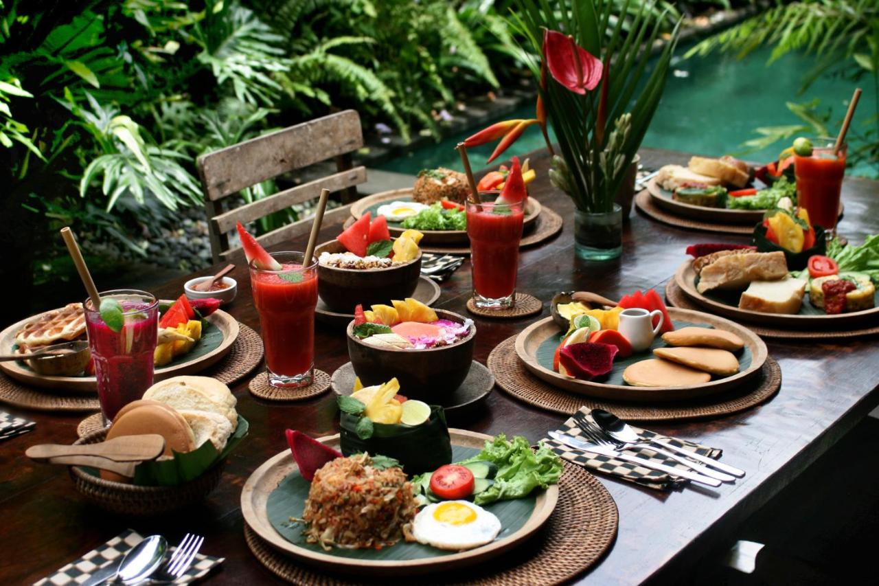 Noka House Wabi-sabi Artist Eco Villa in Ubud - 5