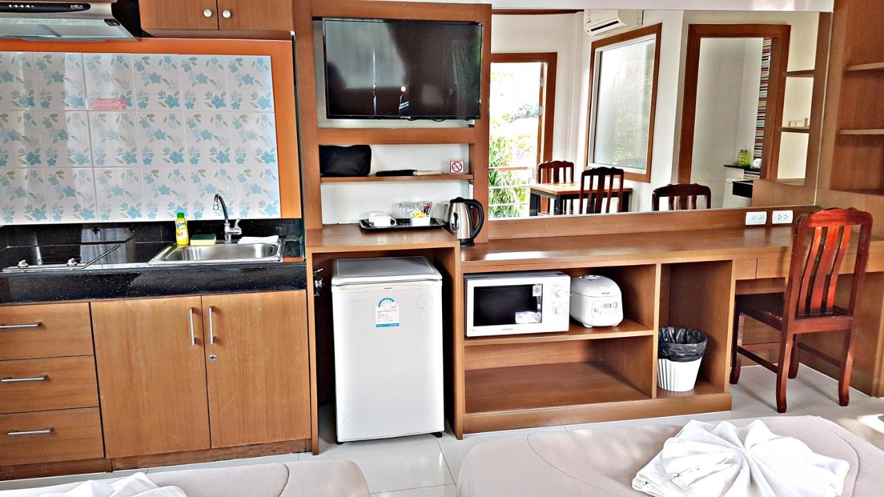 Decare Hotel Patong Formerly Green Harbor Hotel & Service Apartment - 2