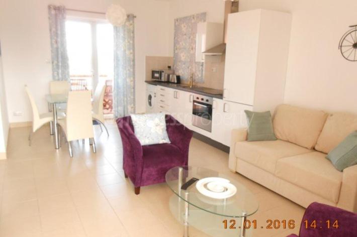 Residence Poolside Haven