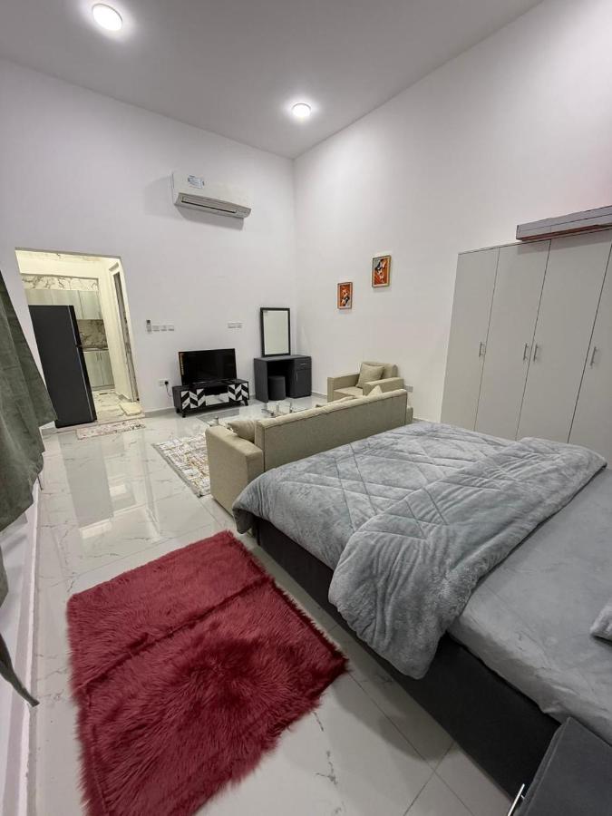 Furnished studio - 2