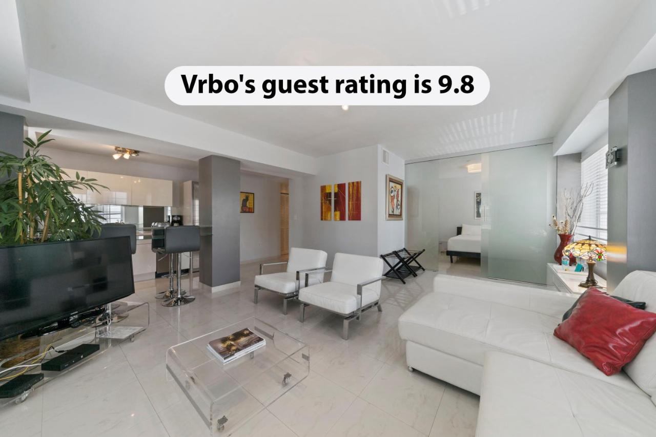 Ocean Drive Perfect Apartment, Iconic Art Deco Oceanfront Building, Walk to Everything!