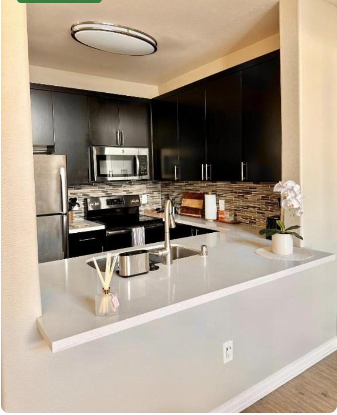 Spacious 1B 1B Pool View Loft Apartment in Marina Del Rey - 5