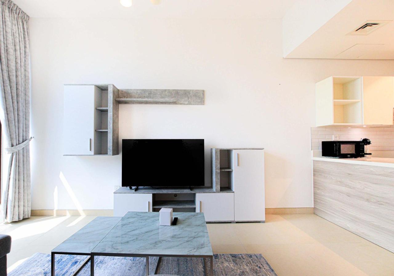 Chic 1BR Iris Amber Al Jaddaf - 5