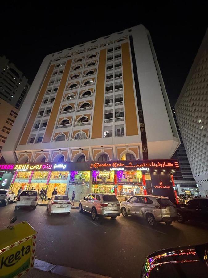 Grand International - 5