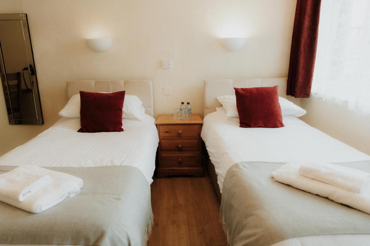 Economy Twin Room