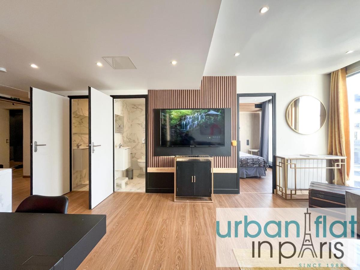 UrbanFlat 128 - Champs-Elysees Penthouse Apartment - 3