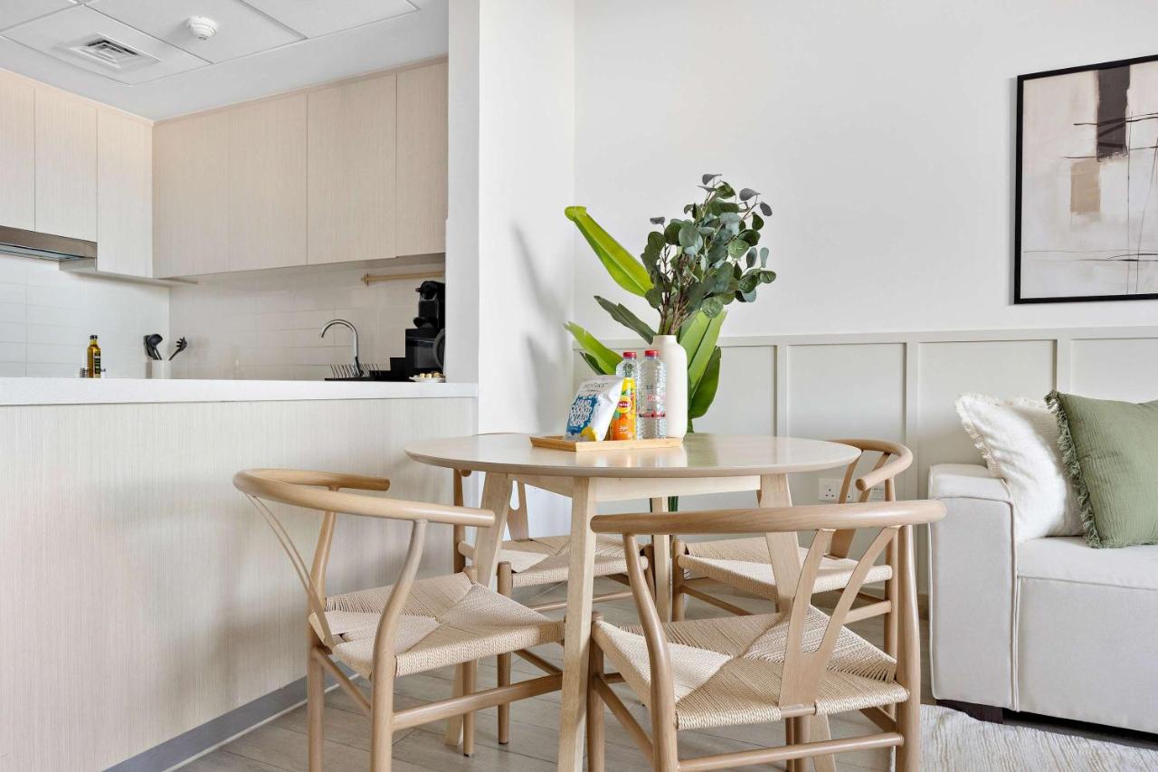 Silkhaus Vacation Homes Modern 2BDR with Canal View - 5