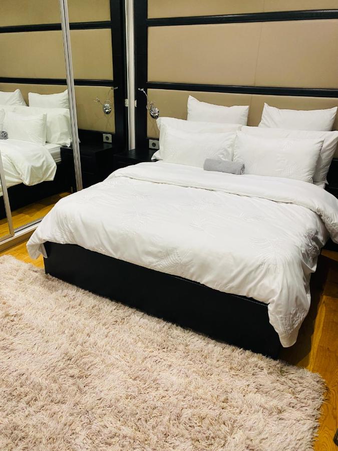 West Beach Queens and Kings Guest House