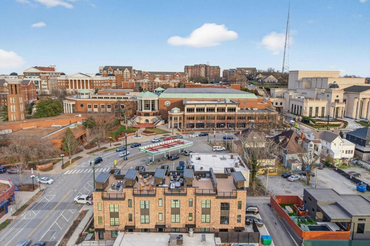 Lucy's Nashville Nest - 2