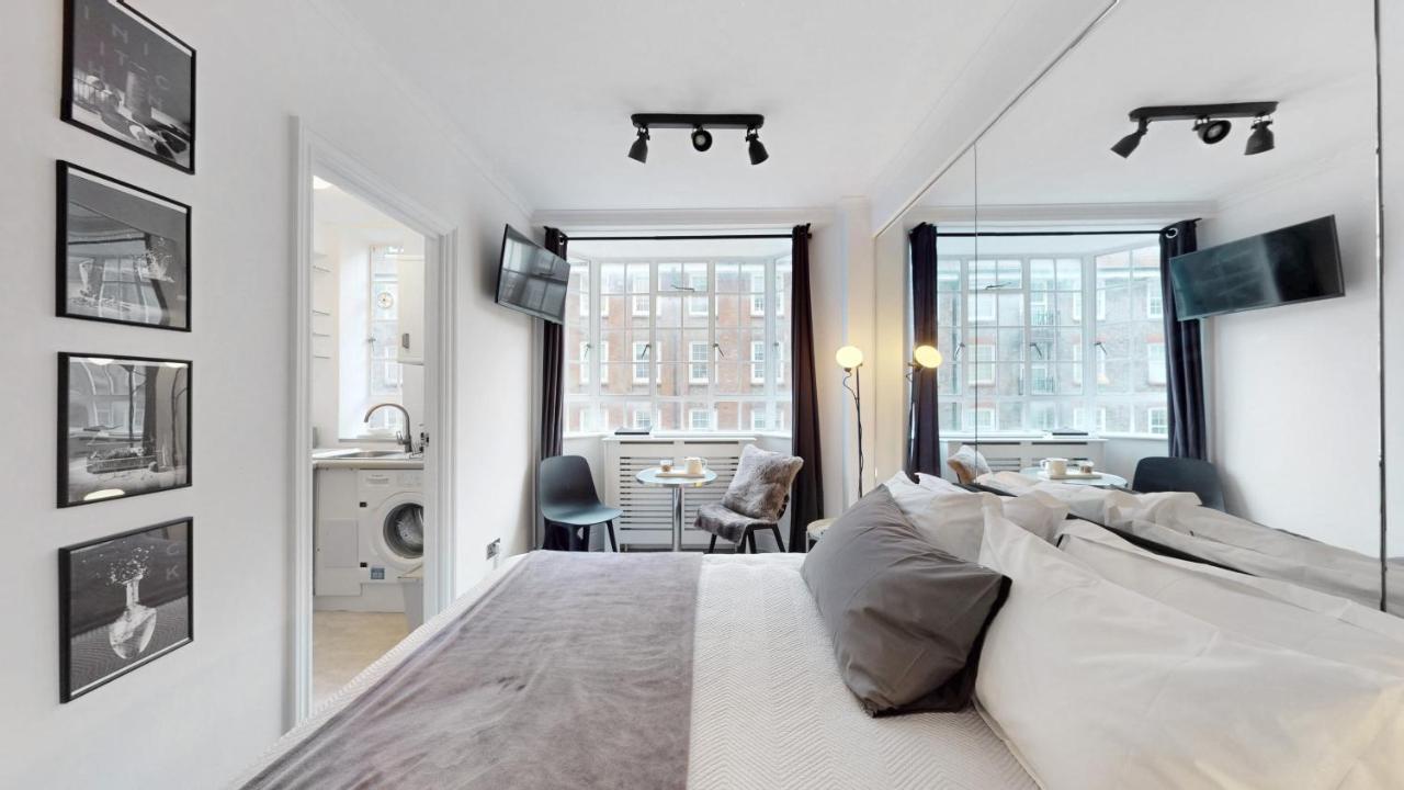 Chelseacloisters258 - 4