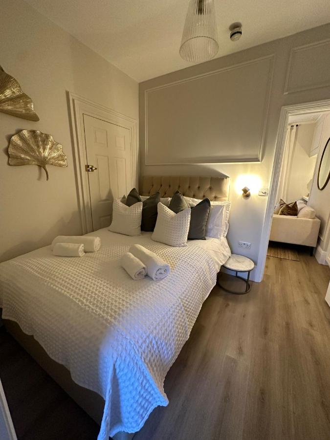 Romantic Georgian Hideaway in Central Bath - 2