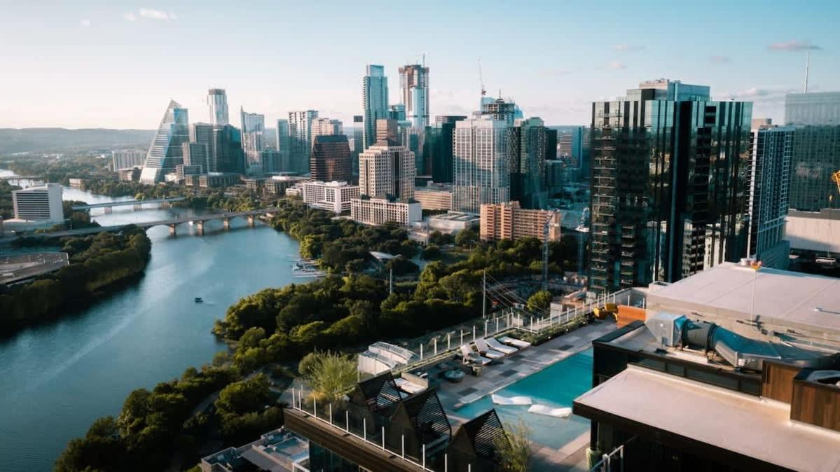 Austin Cowboy Heated Rooftop Pool by Barcle - 5