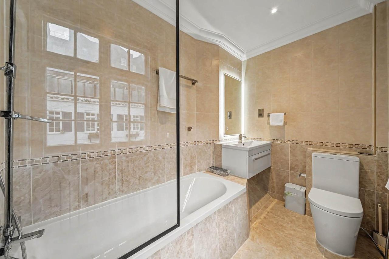 The Kensington Mews House - 5