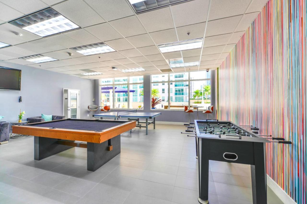 Stylish Studio with Free Parking and Skyline Views - 5