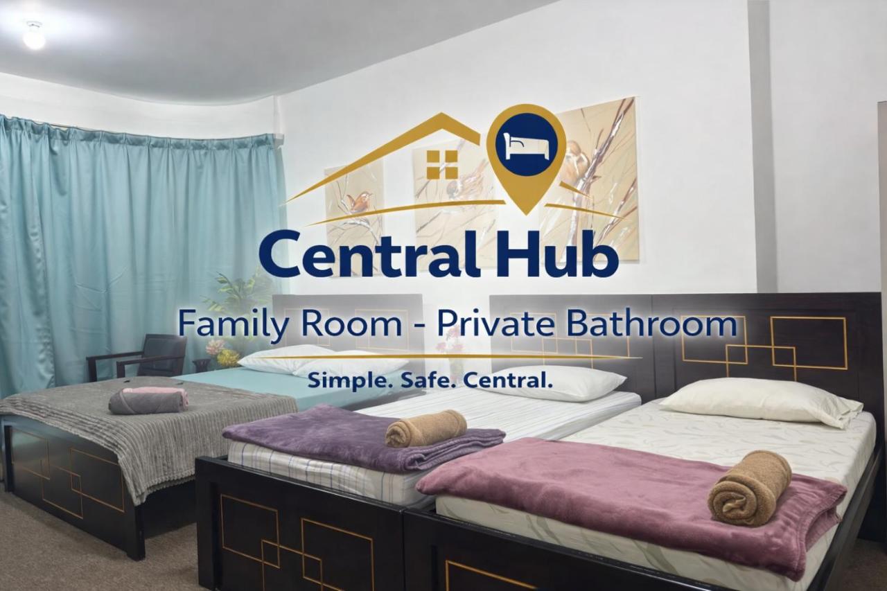 Central Hub Family Room - Private Bathroom