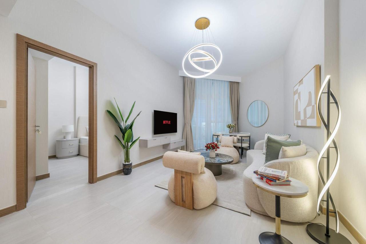 Inspired 1BR Apt Ultimate Luxury Living - 5