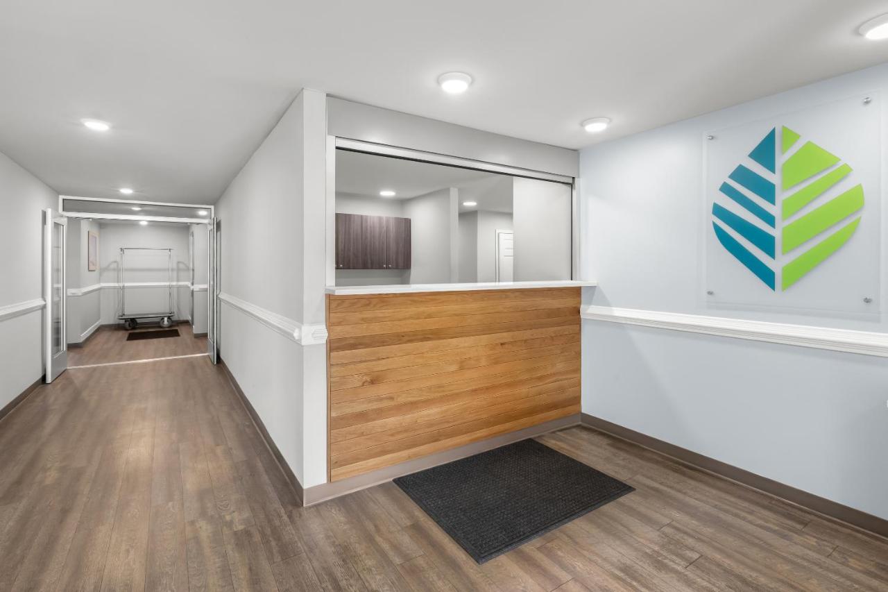 Savannah Suites Atlanta Airport — photo 14