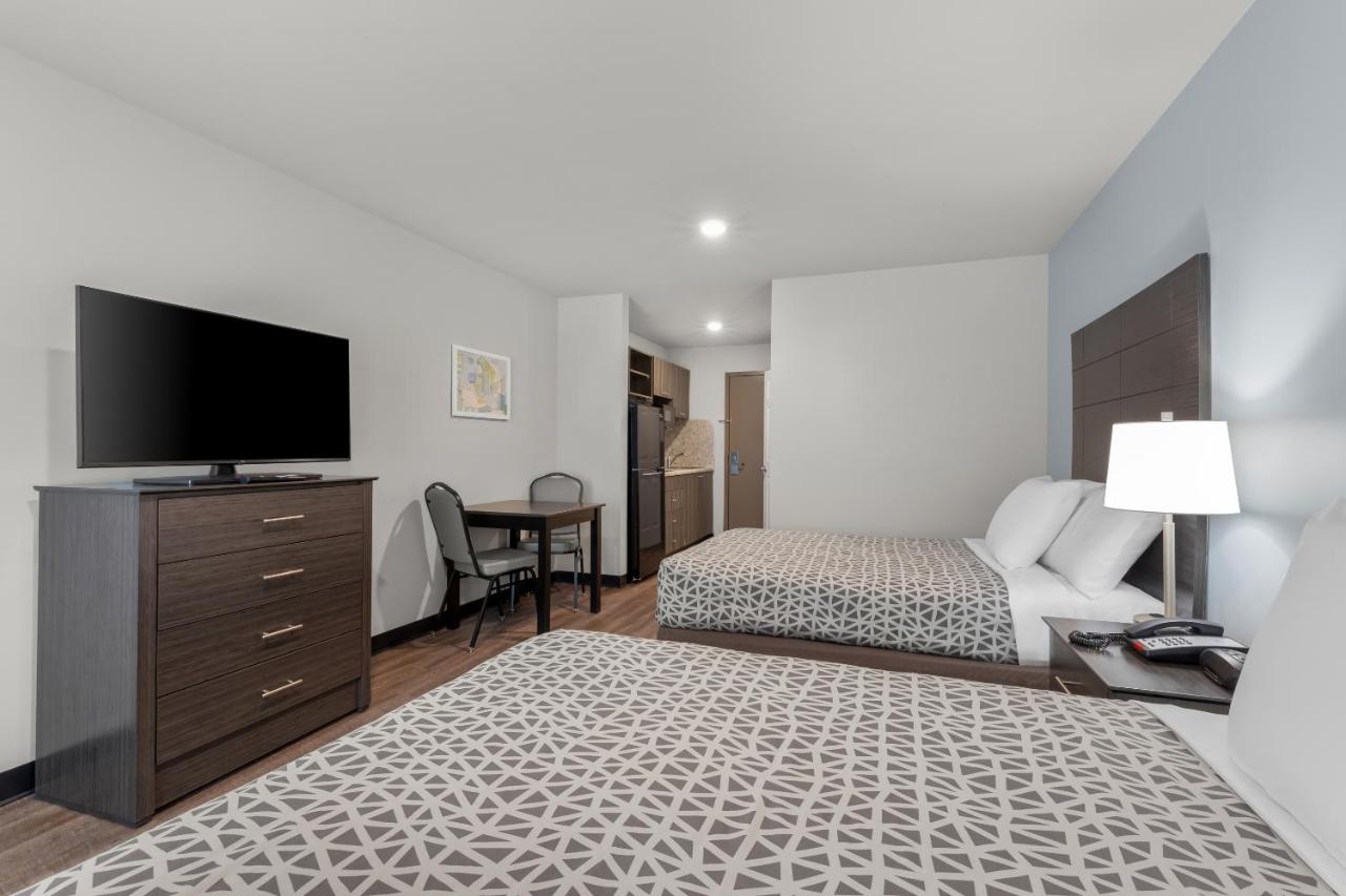 Savannah Suites Atlanta Airport — photo 21