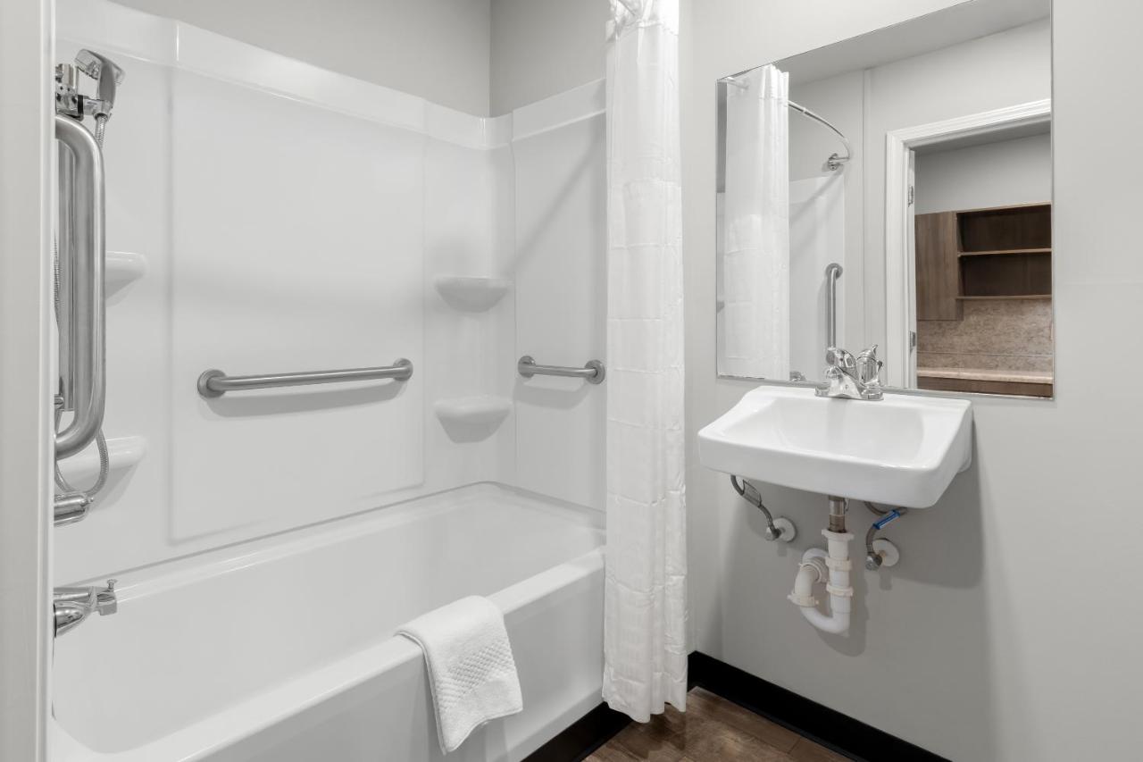 Savannah Suites Atlanta Airport — photo 3
