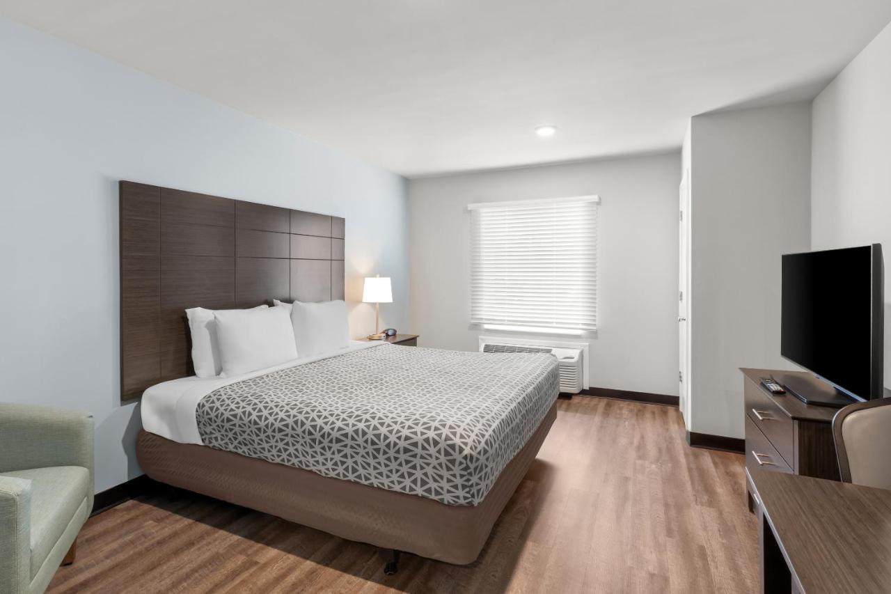Savannah Suites Atlanta Airport — photo 24