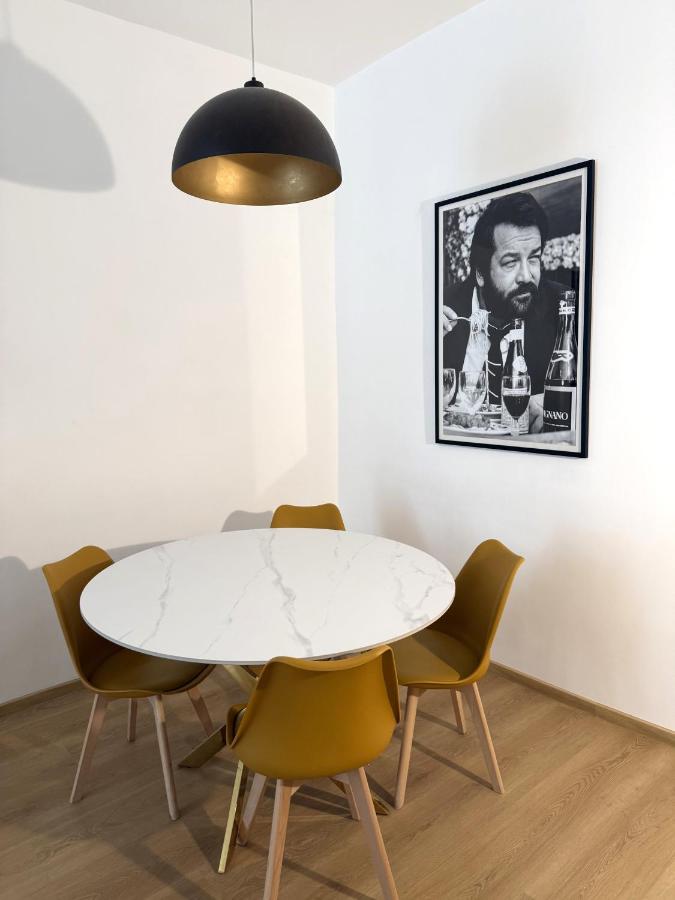 Intostreet Holiday Home - 2