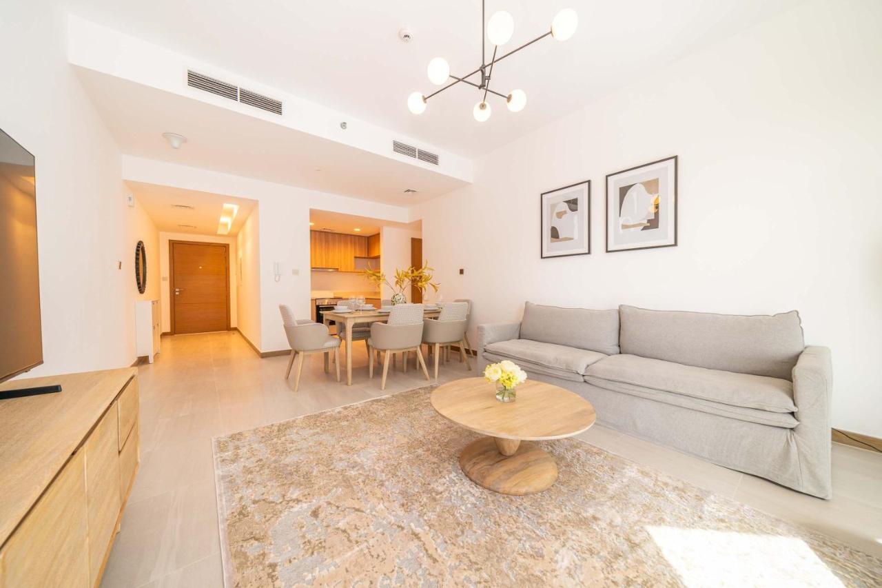 Stunning 2BR Apt High-Floor Breathtaking Views - 5