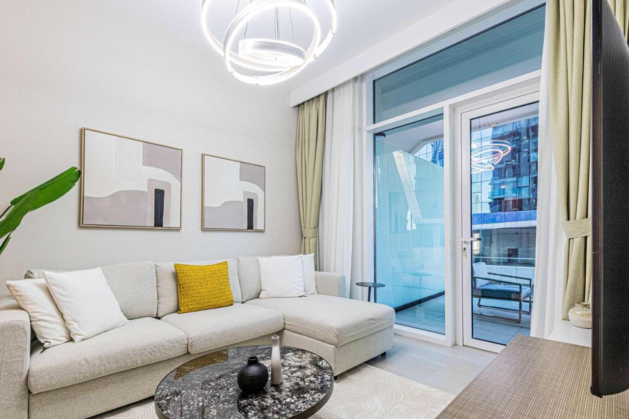 Modern Luxury 1BR Apt with Canal Panorama - 2