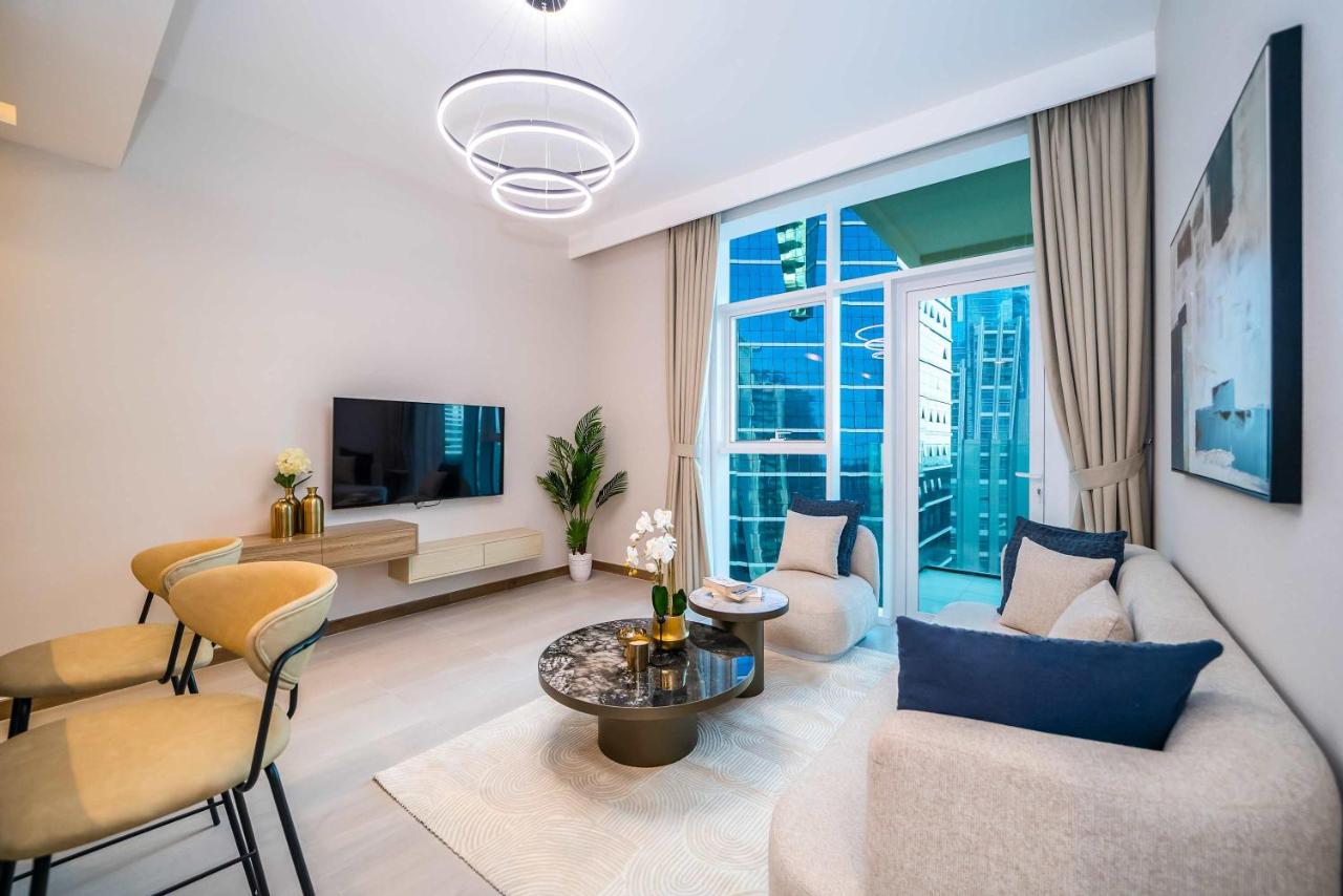 Luxury 1BR in Business Bay - 2