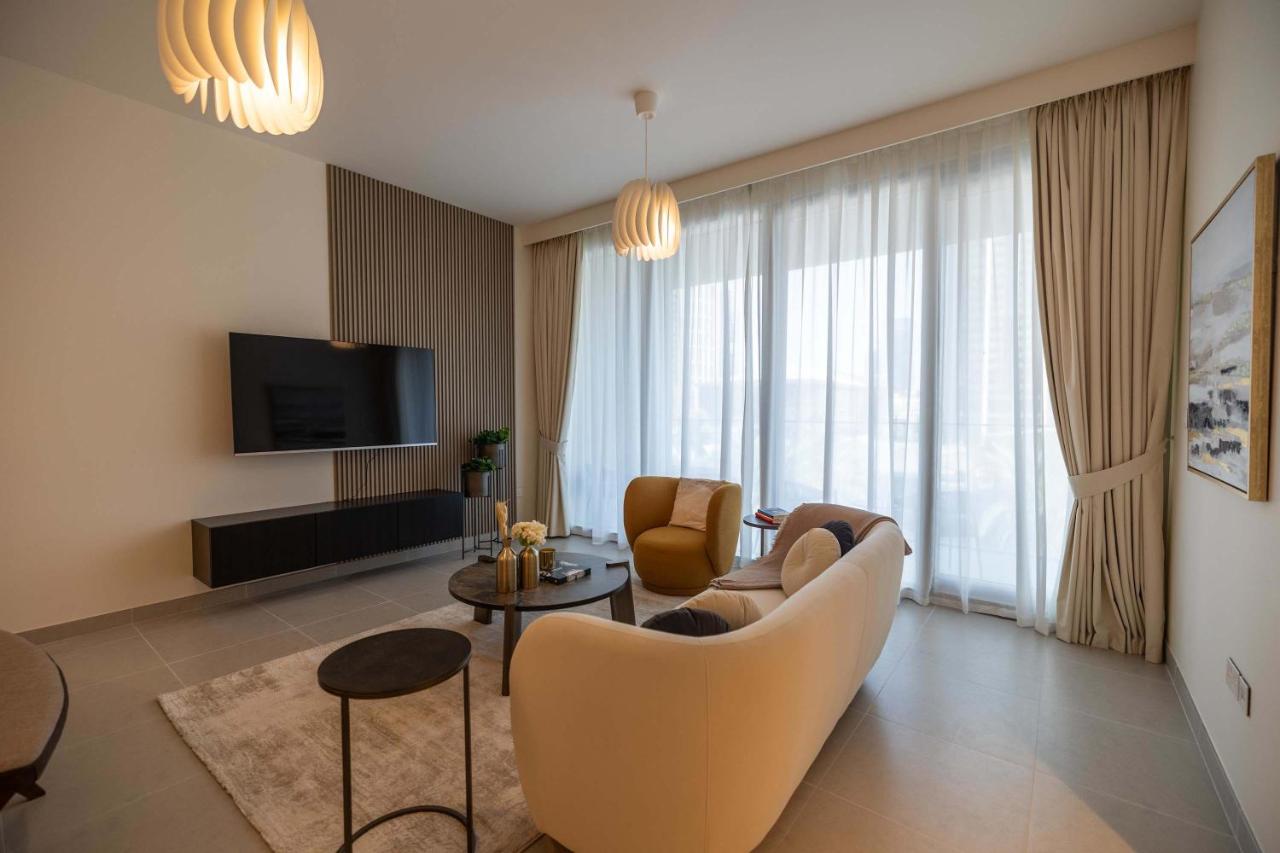 Luxury 3BR plus Storage in Forte Downtown - 2