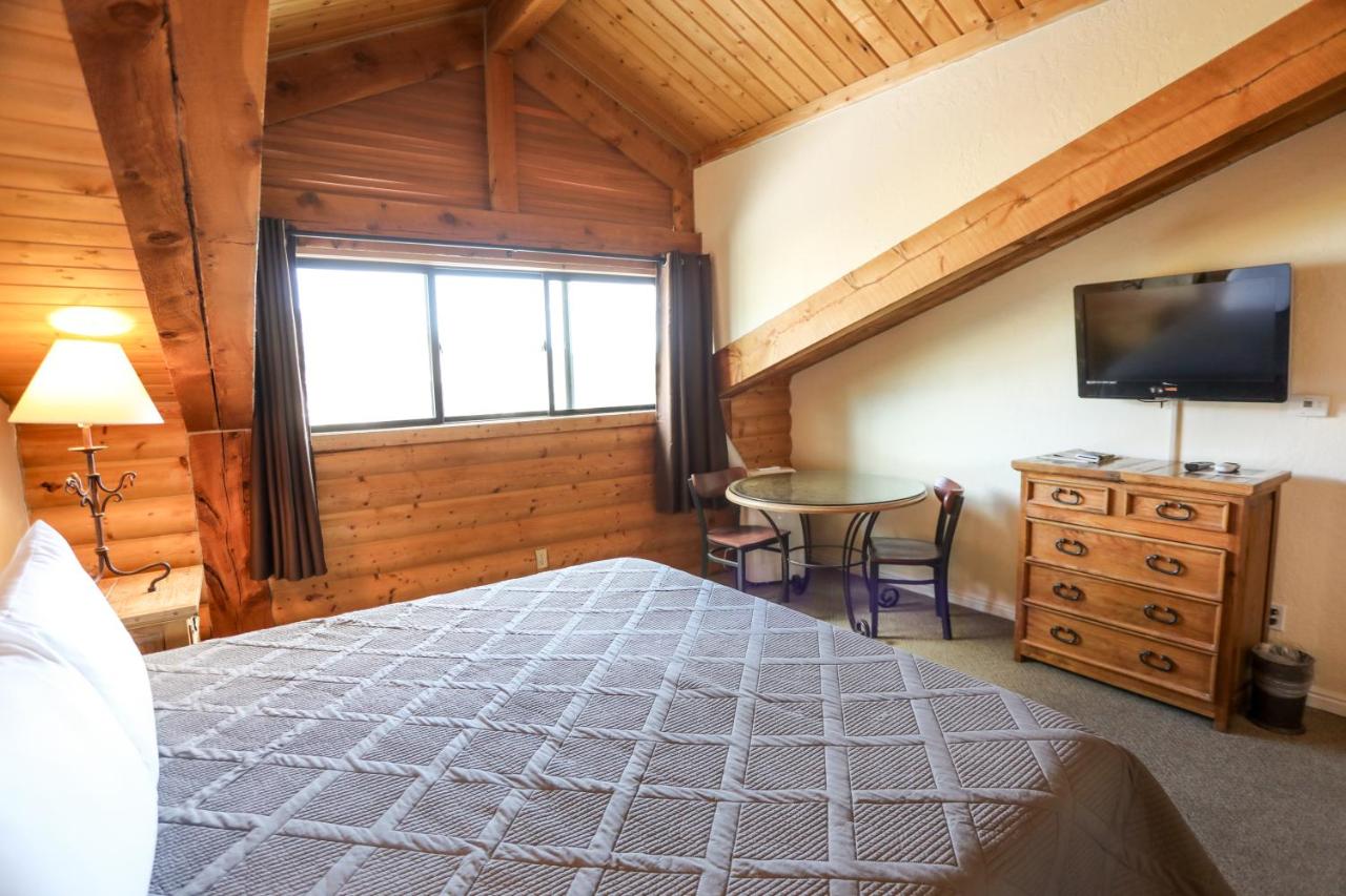 The Boulder Creek Lodge — photo 22