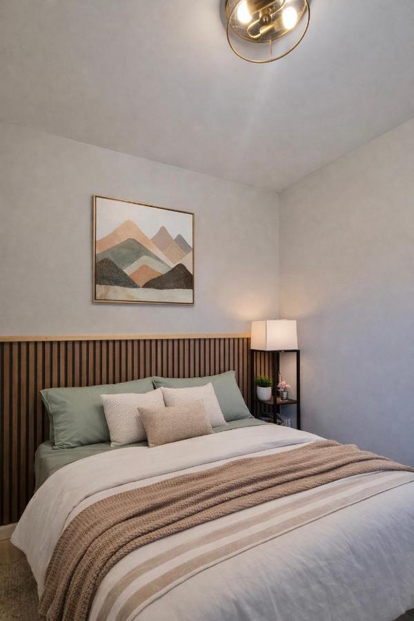 Jefferson - 20 mins to Manhattan, NYC - 2