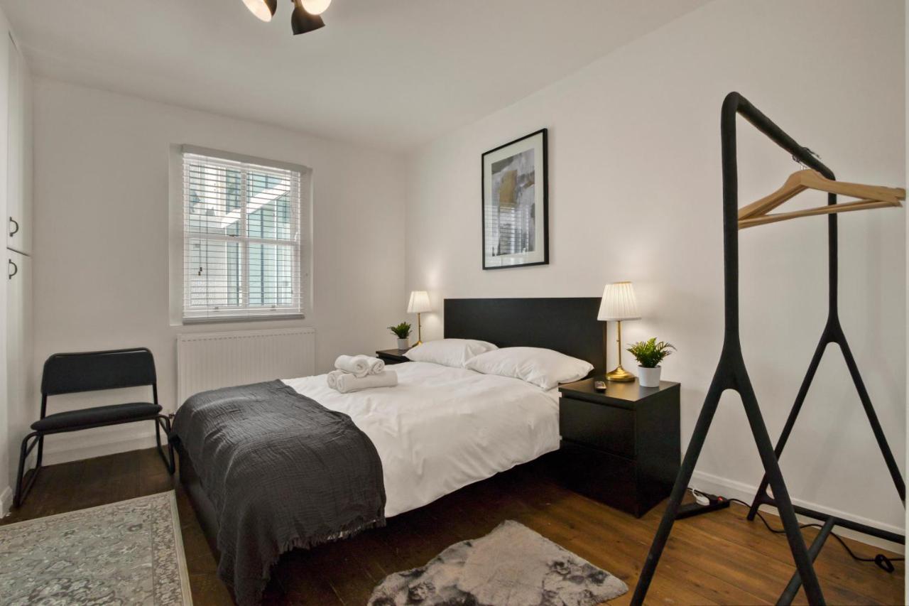 Apartment in Shoreditch/ Old St - 2