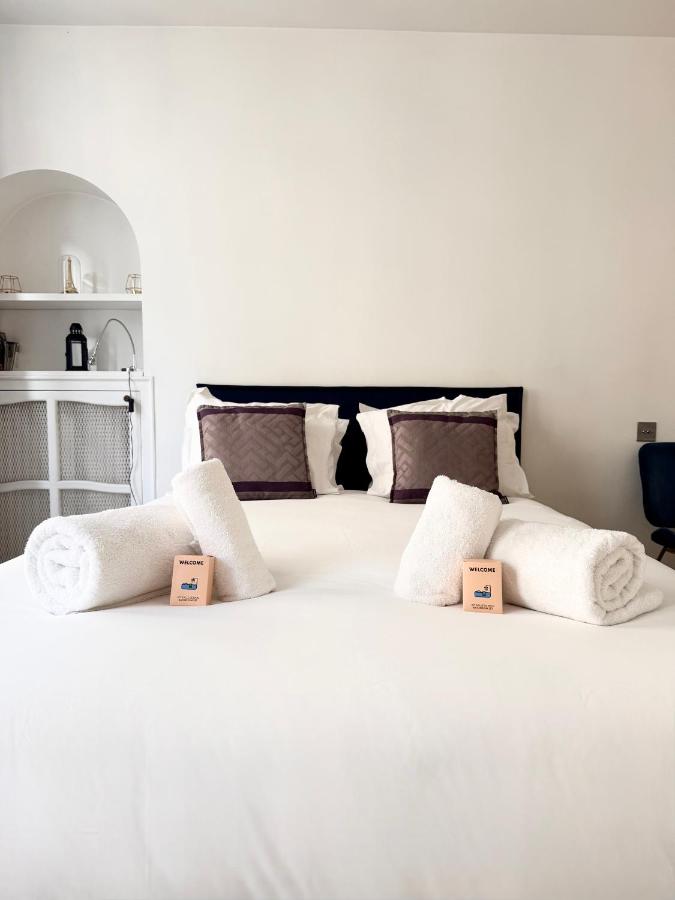 Prime location and amazing neighborhood - 2