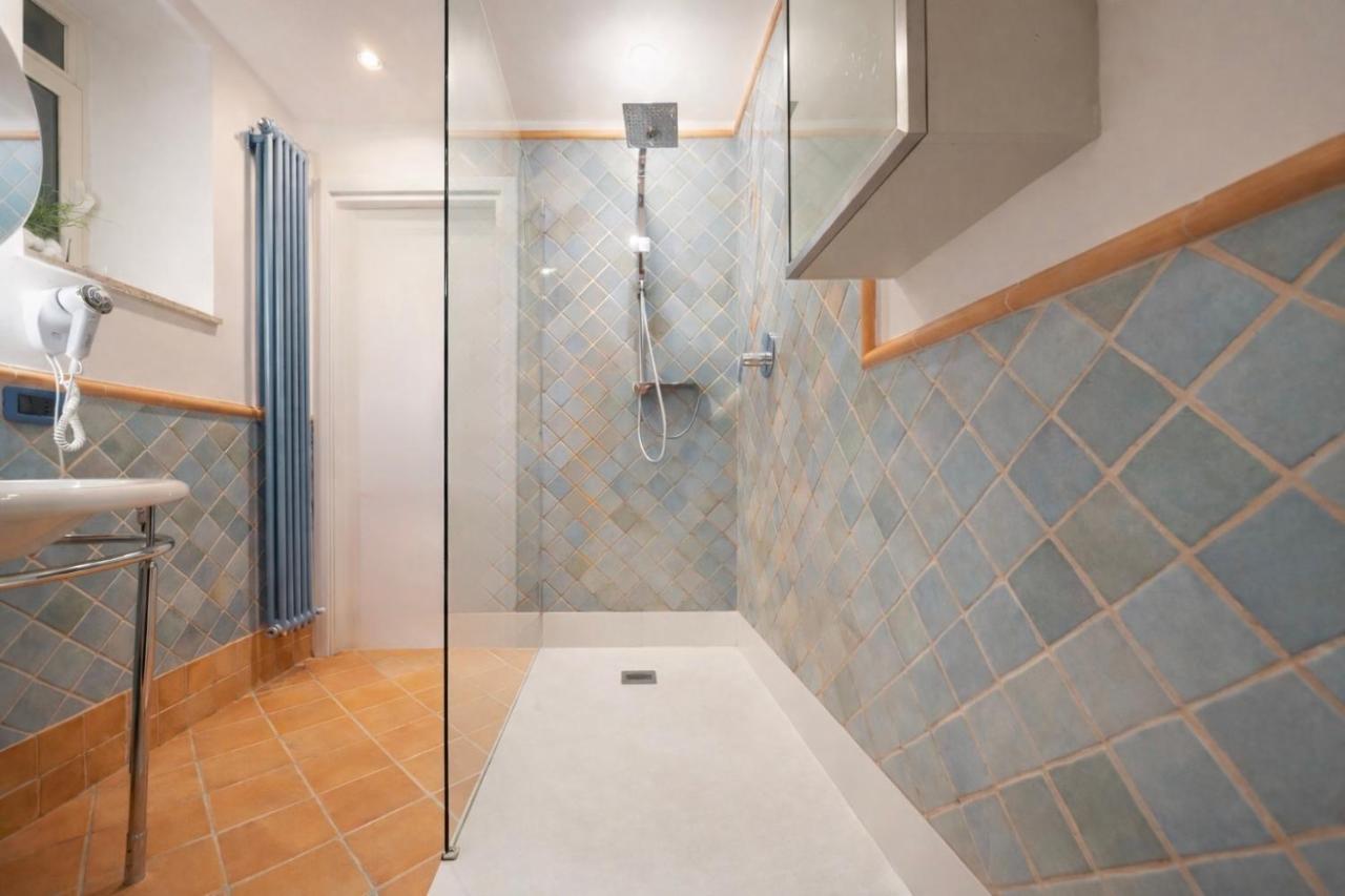 Colosseum superior suites byLZluxuryproperties - 3