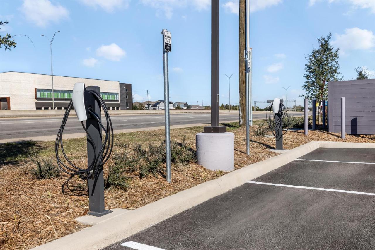 Homewood Suites By Hilton Austin Airport - 3