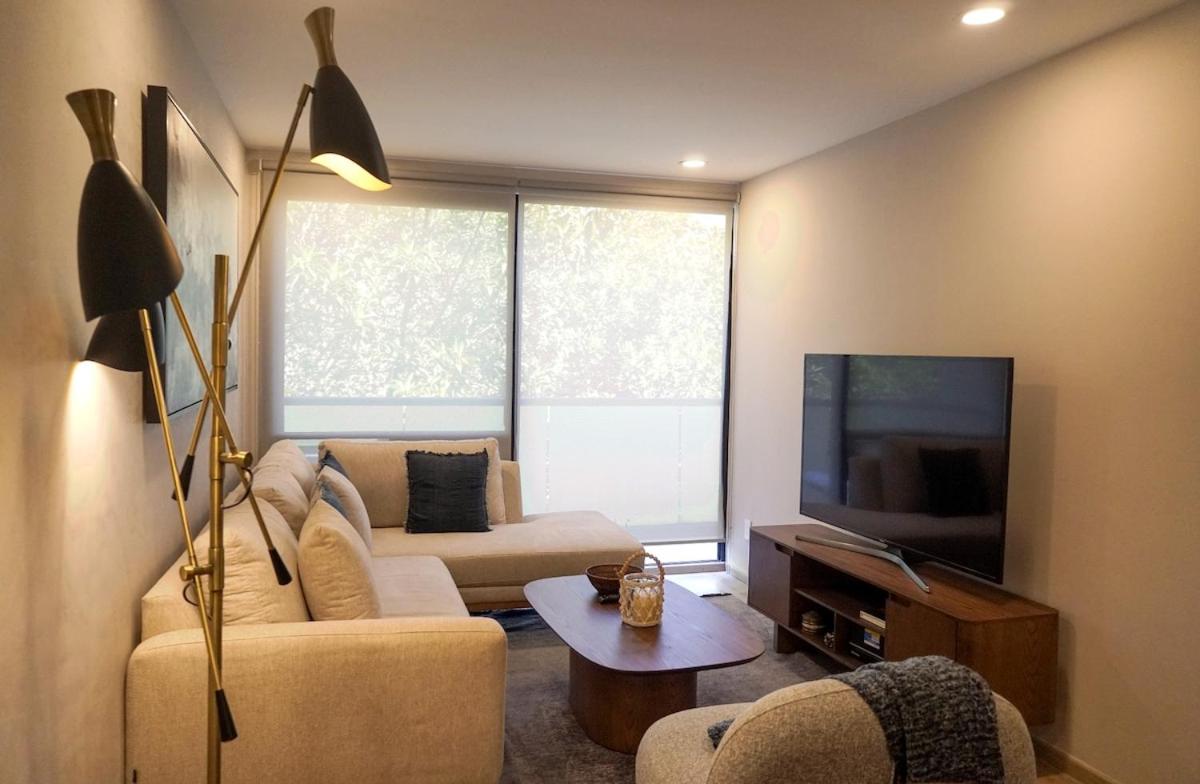 Chic Condesa Apt with Private Balcony - 2