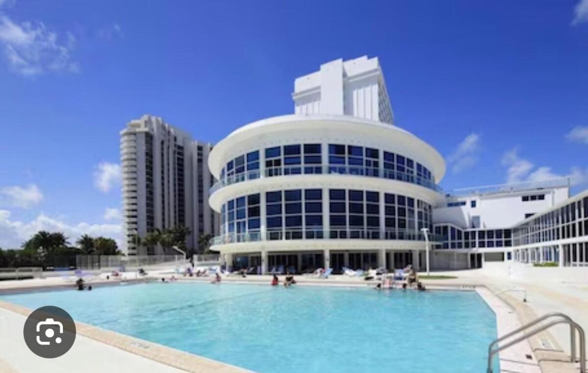 Beachfront two story apartment - 4