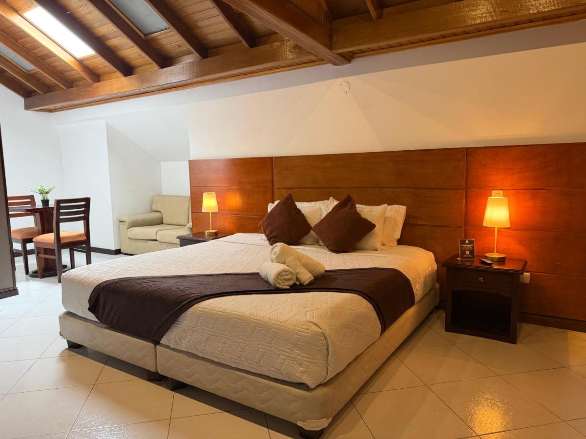 Blu Inn Hotel - 2