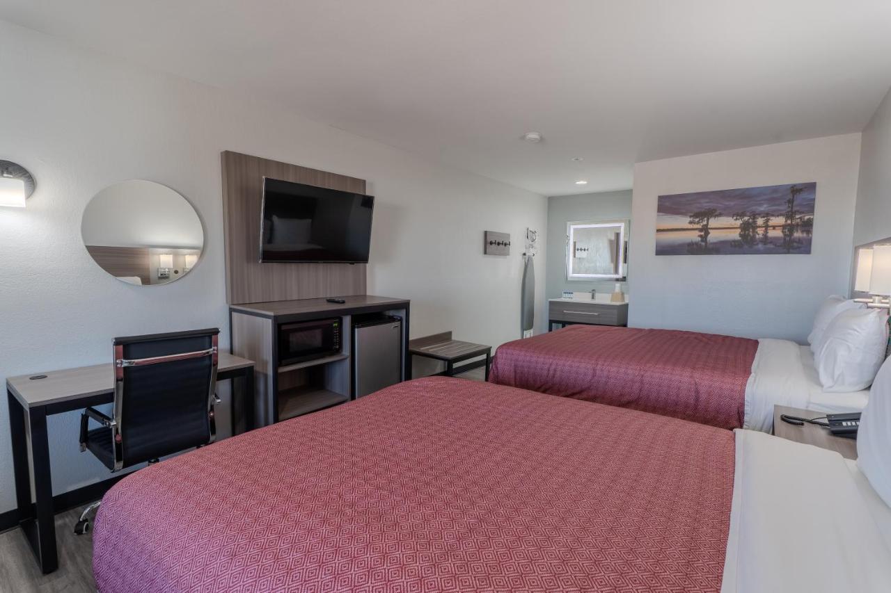 Executive Inn of Arlington, Near AT&T Stadium — photo 11