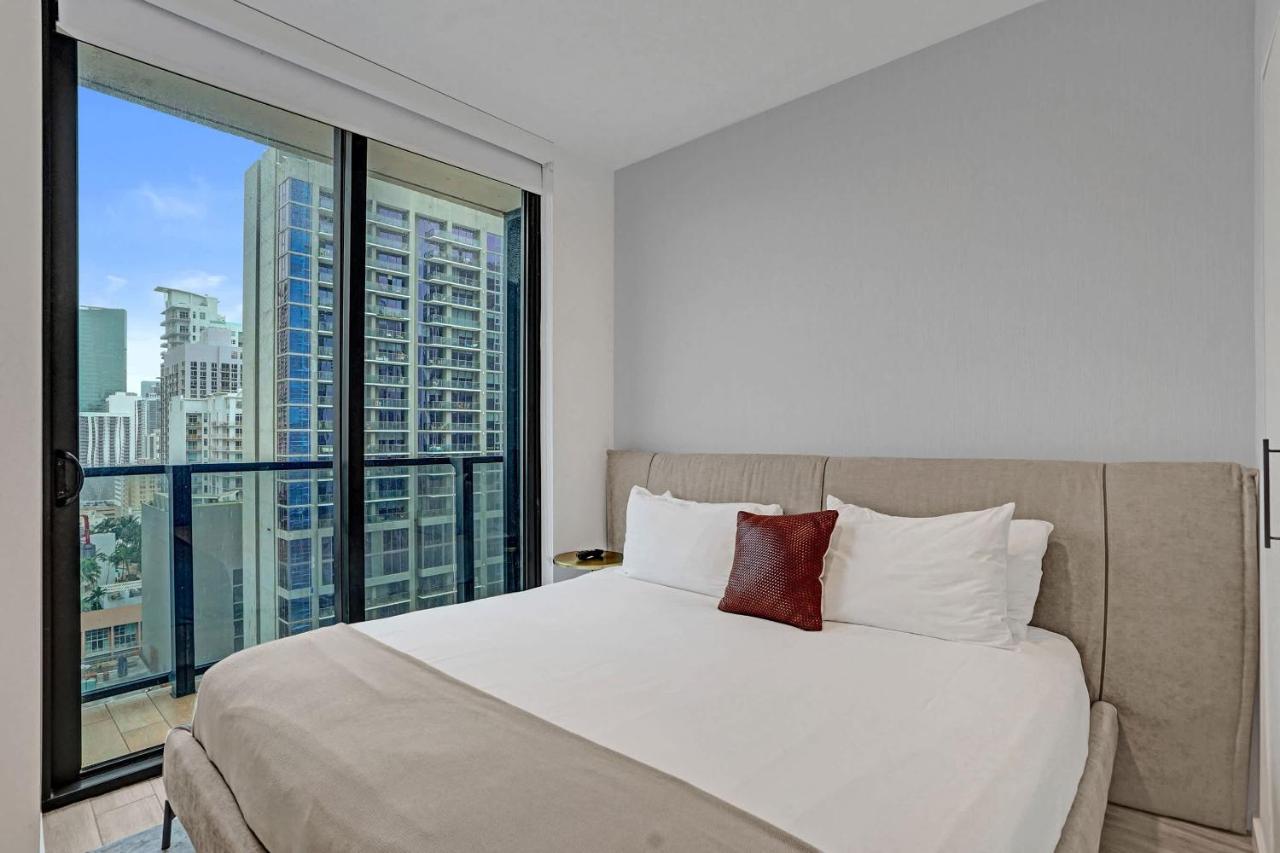 Miami Lux Studio w. Kitchen City and Bay Views - 2