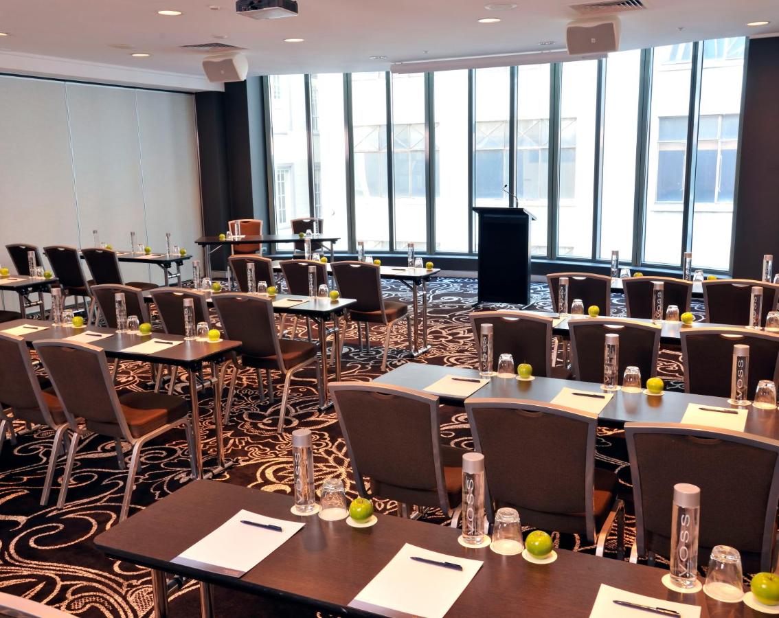 Novotel Melbourne On Collins photo