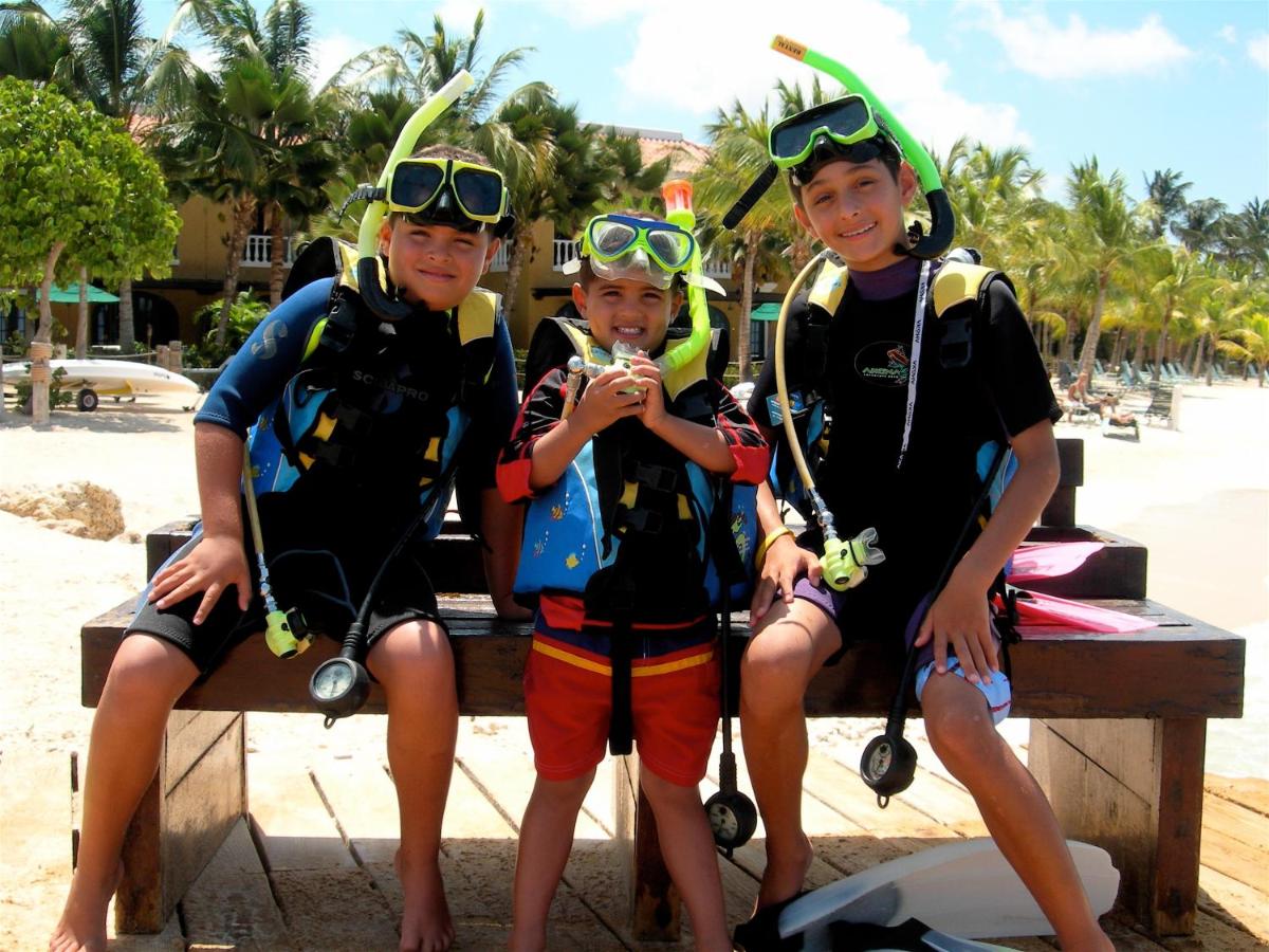 Harbour Village Beach Club photo