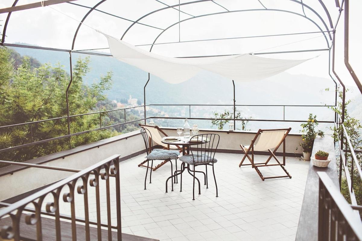 Relax & nature - Terrace overlooking the valley to the sea