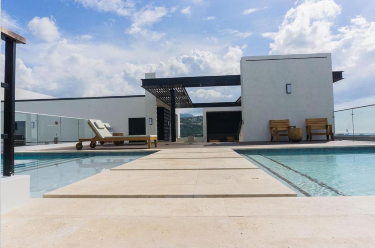 VIA Studio Apartments with pool in New Kingston - 4