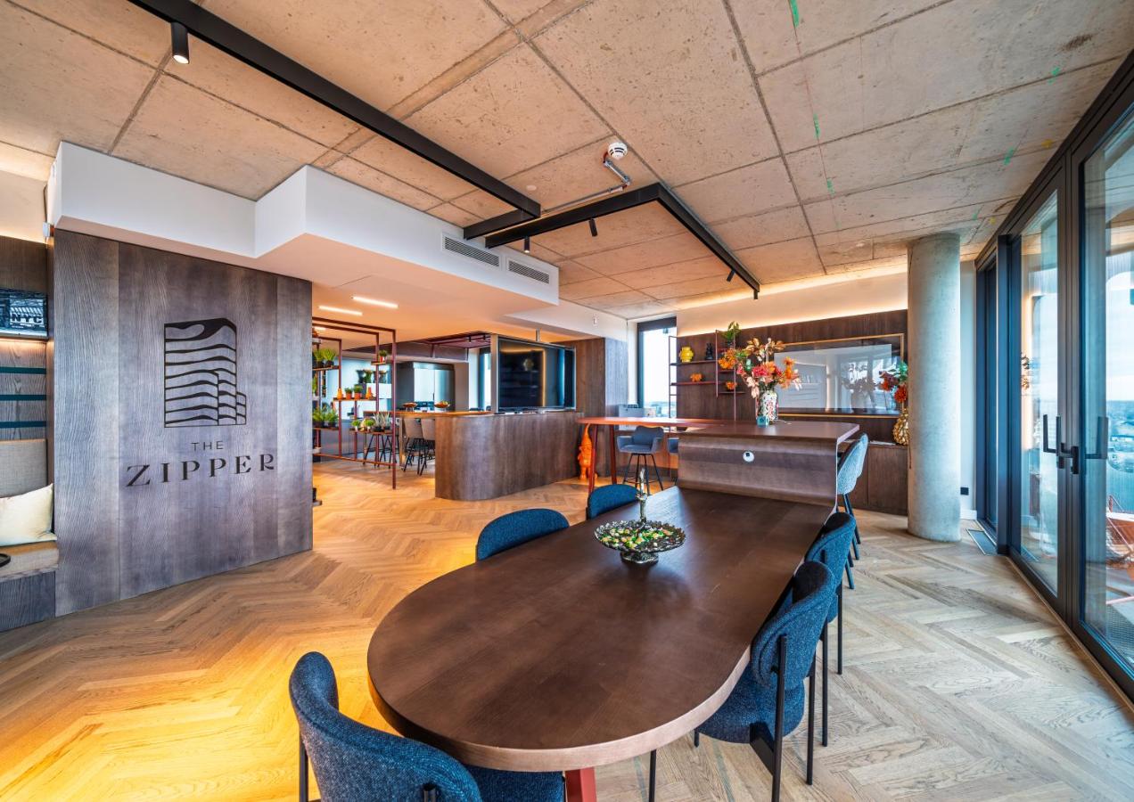 The Zipper Hotel und Apartments