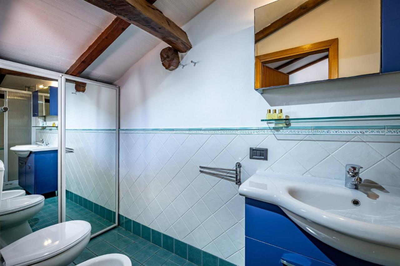 YD Florentine Charm & Comfort - 3