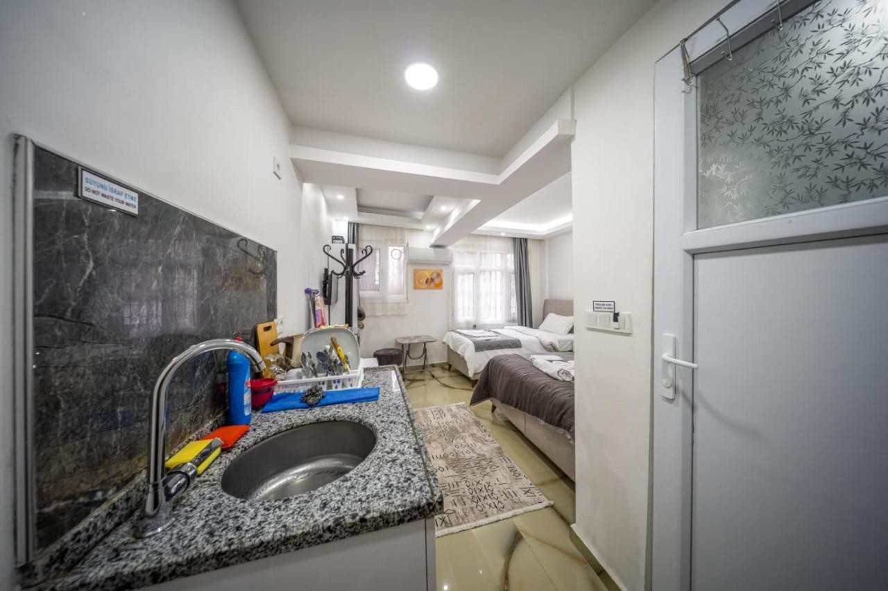 Amida Family apart - 3