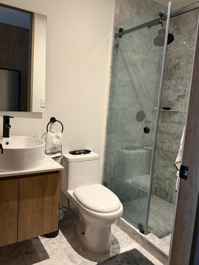 LUXURY Panoramic Sky Pool, Gym & Grill - Portal SA - 5