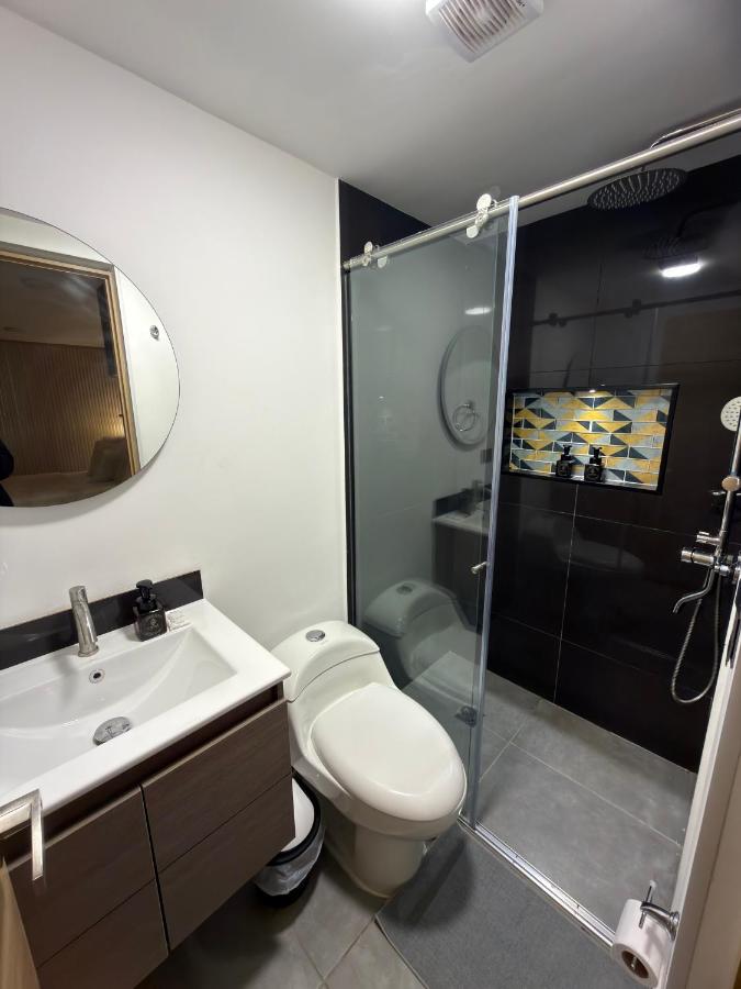 Santa Barbara Central Suites - 5