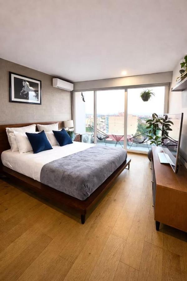 Luxury 2BR Condesa Rooftop Pool Walk Roma - 2